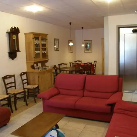 Pini Ξενοδοχείο