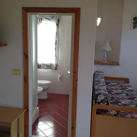 Pini Ξενοδοχείο 3*